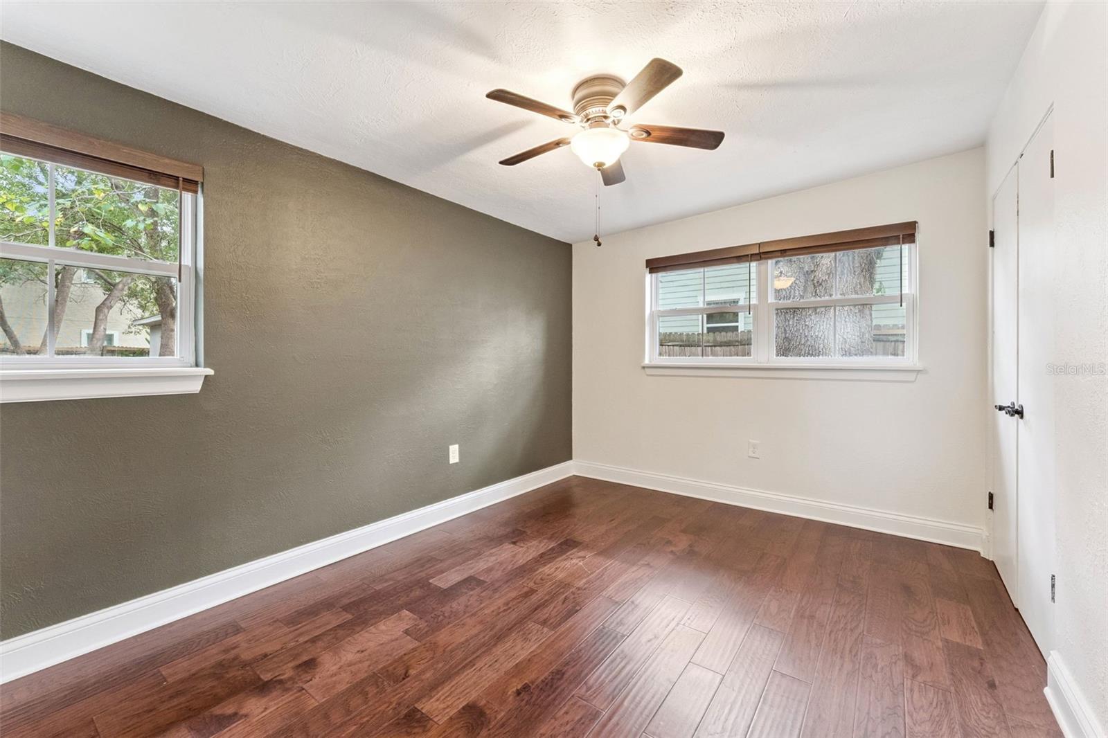 E E HARDYS SUB - Residential