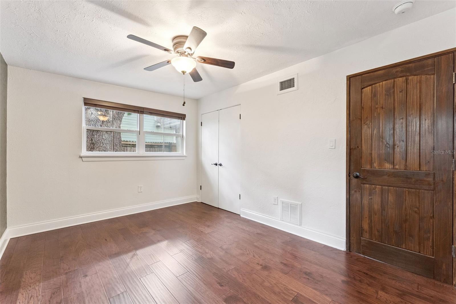 E E HARDYS SUB - Residential