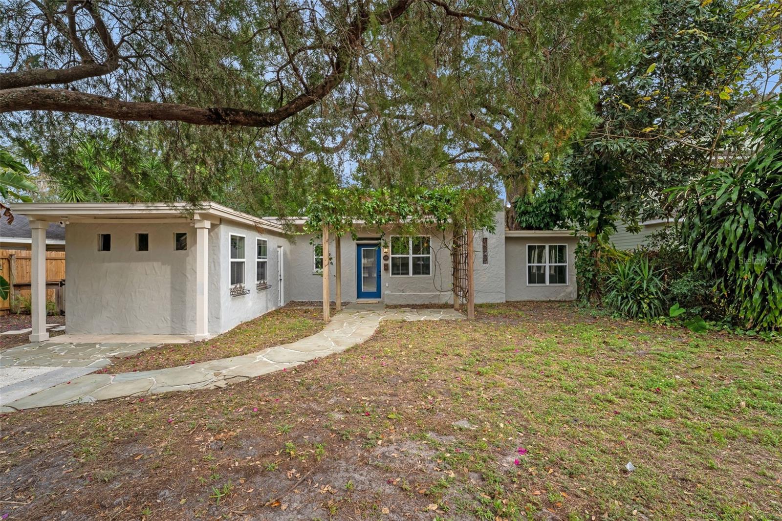 E E HARDYS SUB - Residential