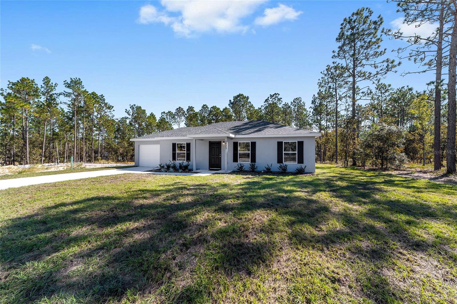 RAINBOW LAKES ESTATE - Residential