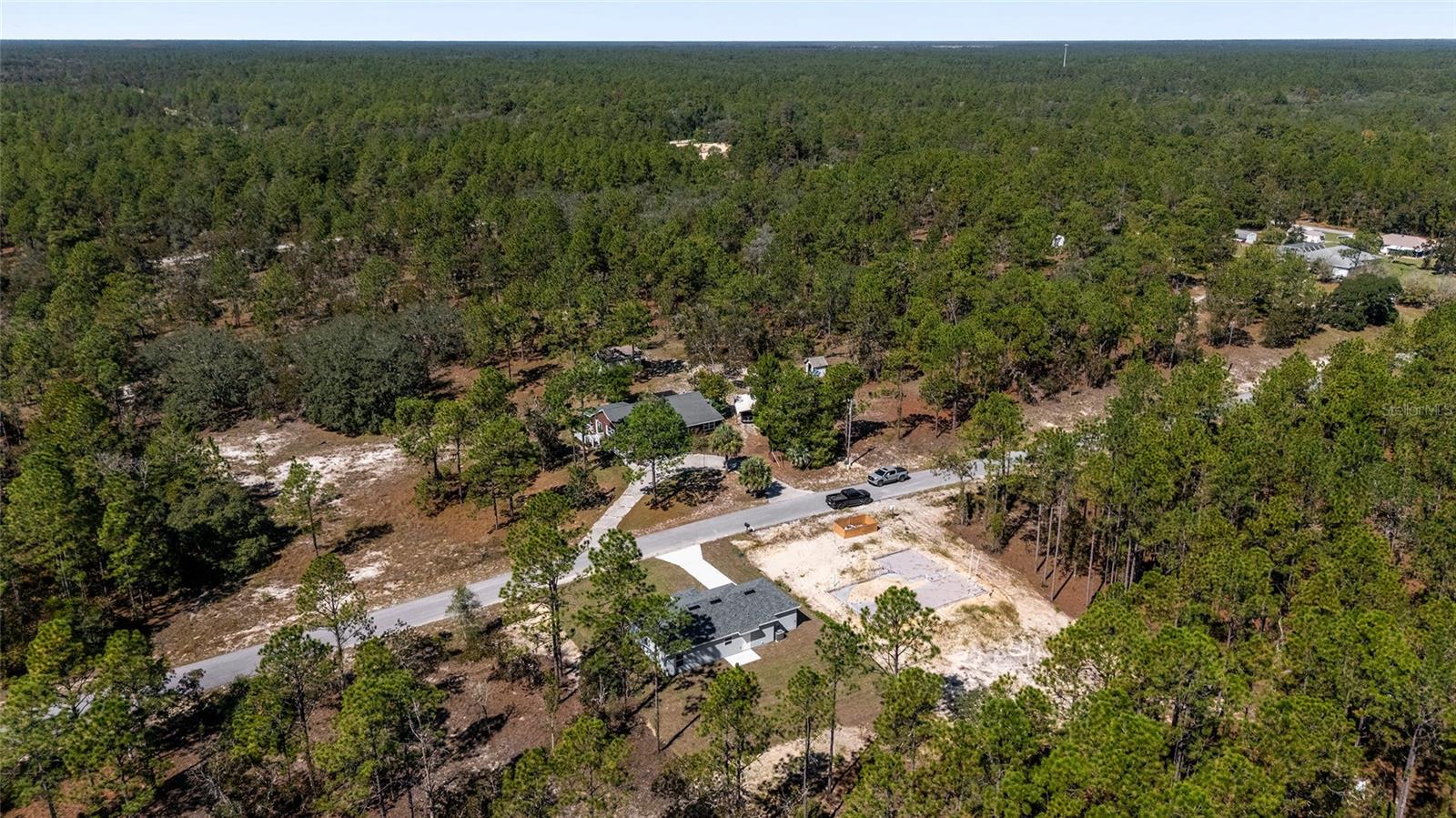 RAINBOW LAKES ESTATE - Residential
