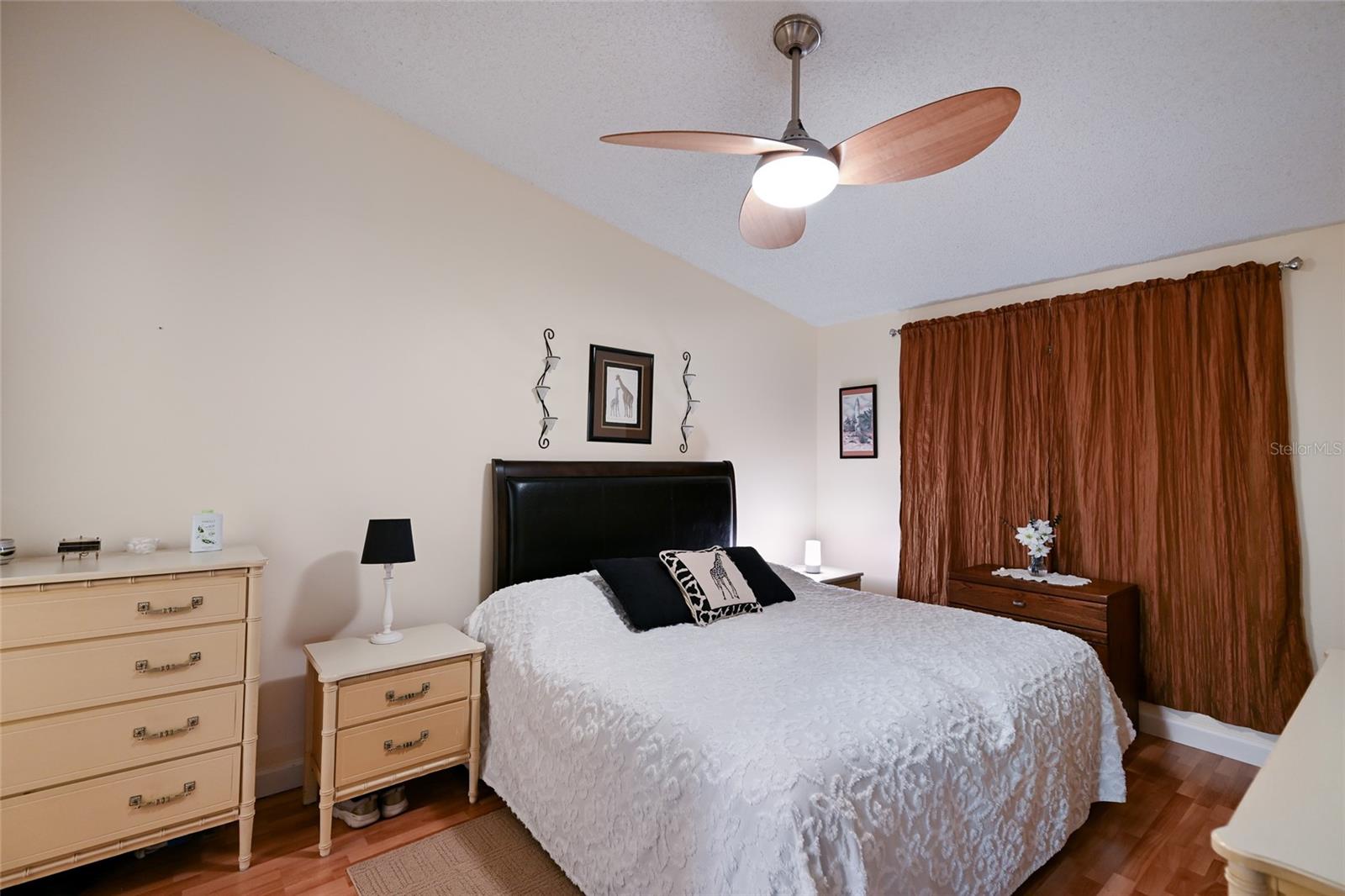 THE VILLAGES OF LAKESIDE SOUTH PHIII REV - Residential