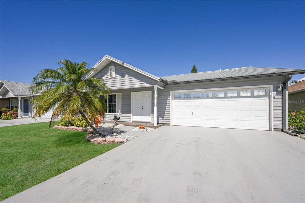 Photo of 3949 38th Street W, Bradenton, FL 34205 (MLS # A4685902)