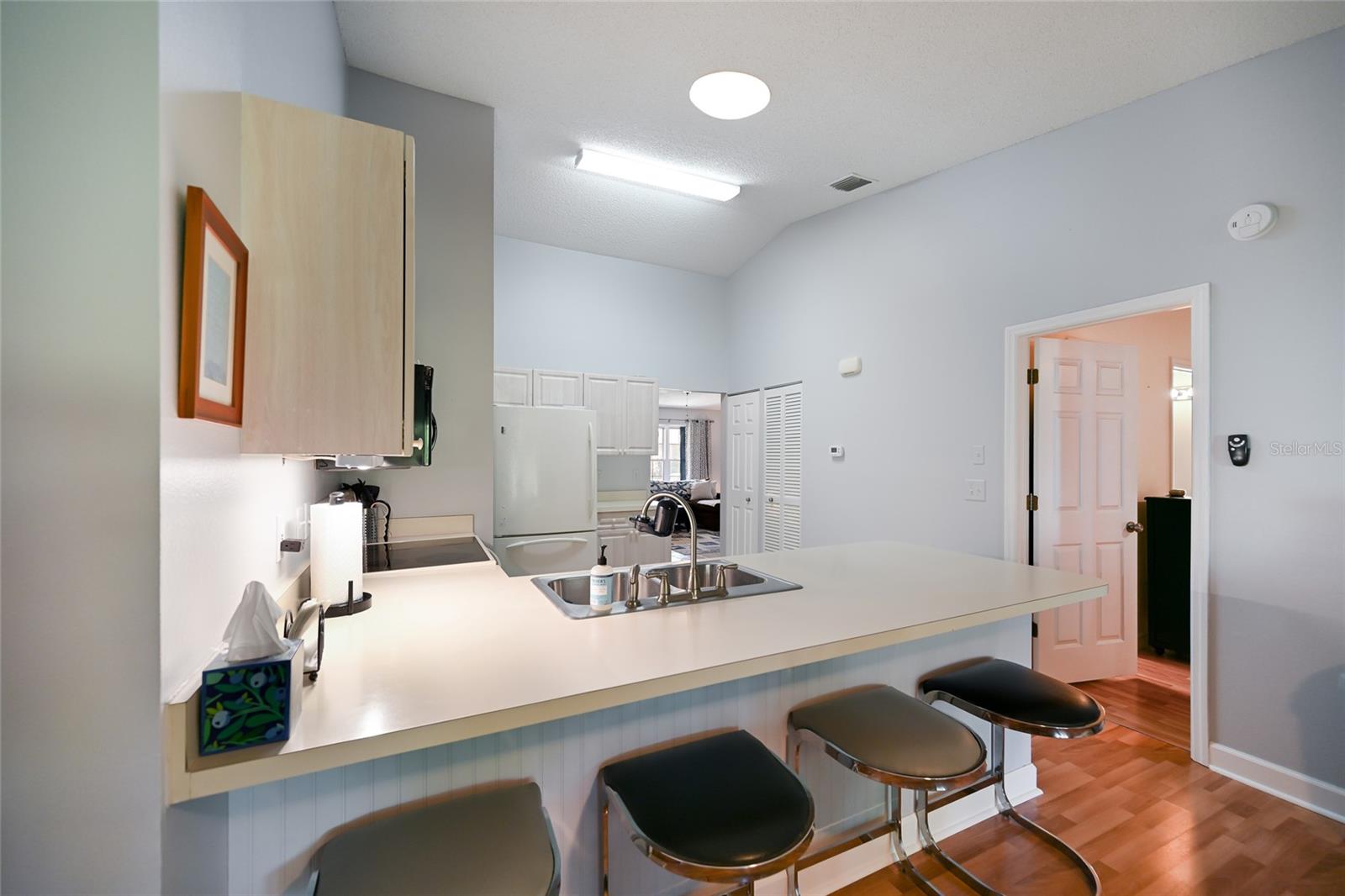 THE VILLAGES OF LAKESIDE SOUTH PHIII REV - Residential