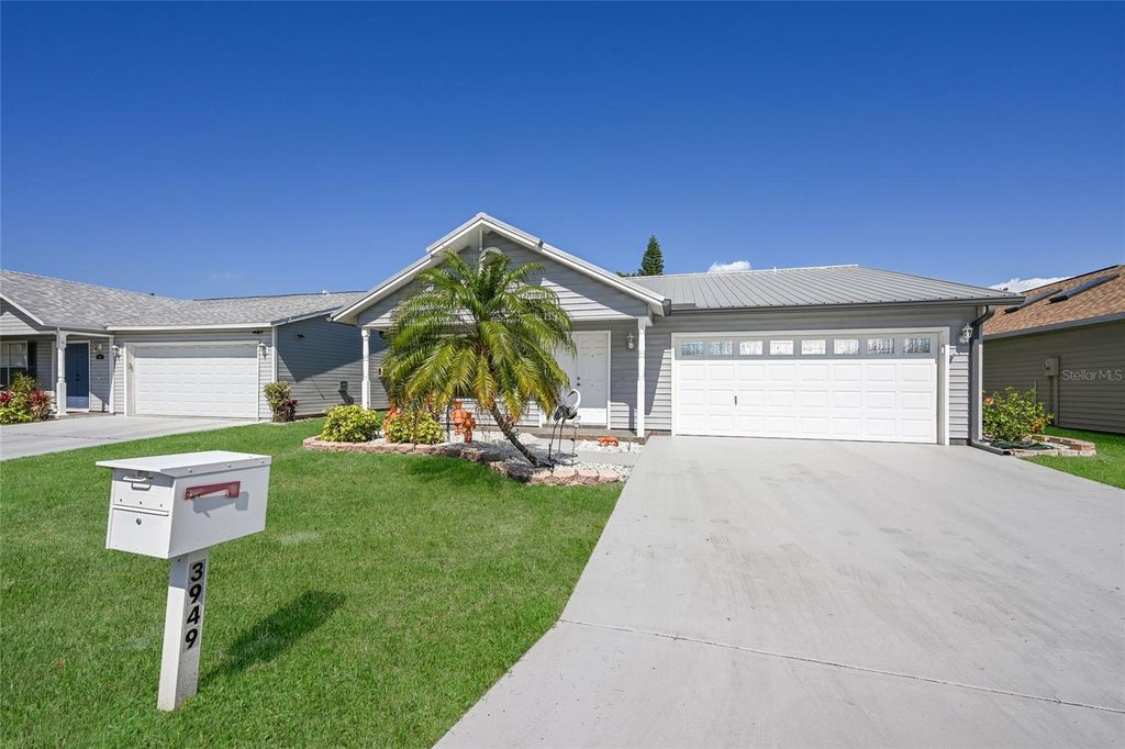 Photo of 3949 38th Street W, Bradenton, FL 34205 (MLS # A4685902)