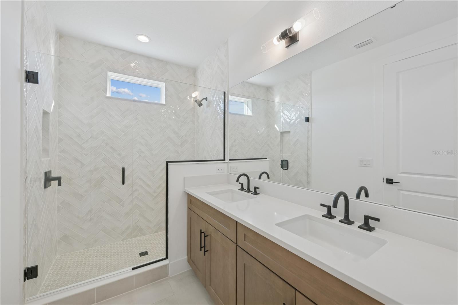 BRIX AT THE PACKING DISTRICT - Residential