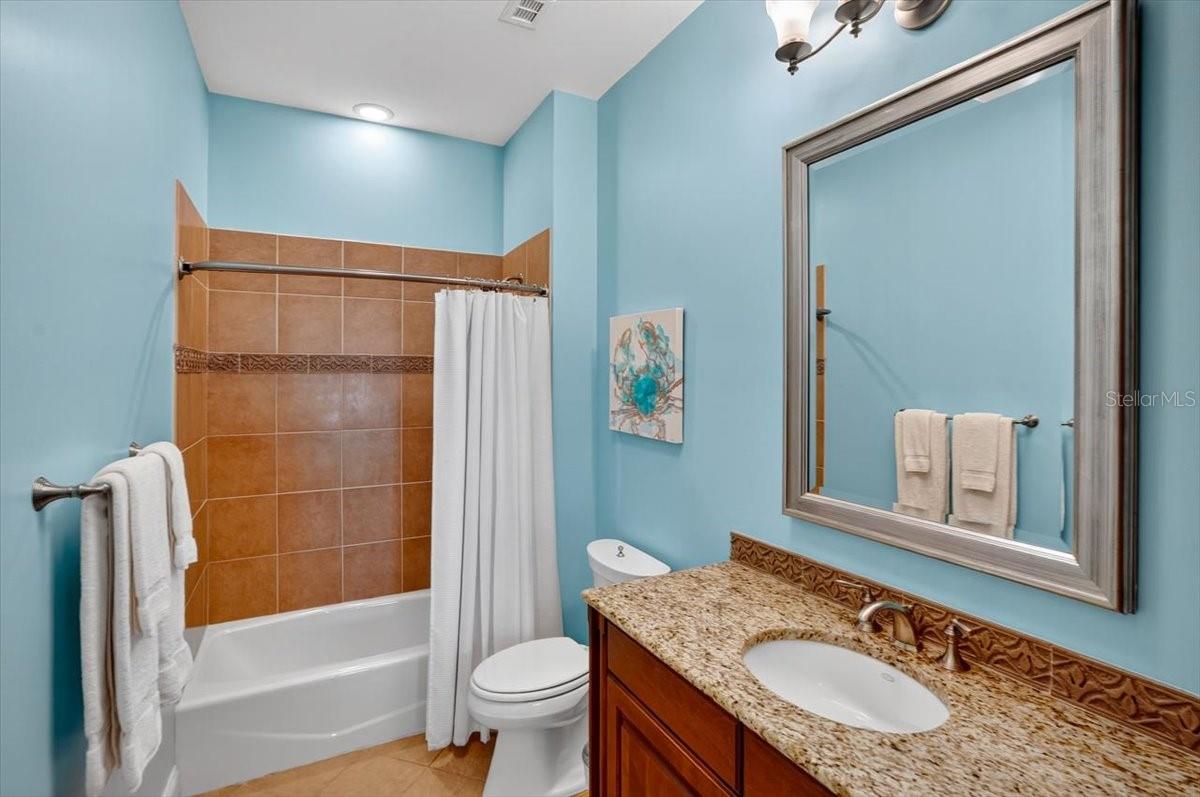 OCEAN TOWERS HAMMOCK BEACH - Residential