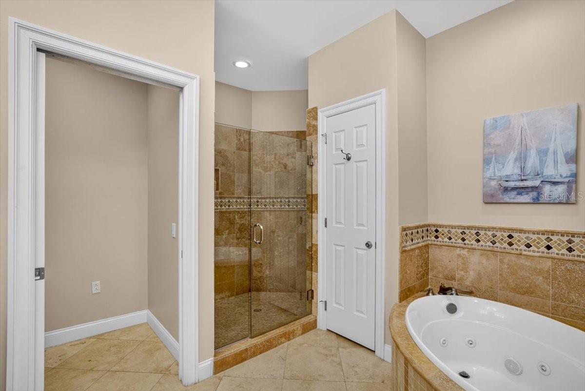 OCEAN TOWERS HAMMOCK BEACH - Residential