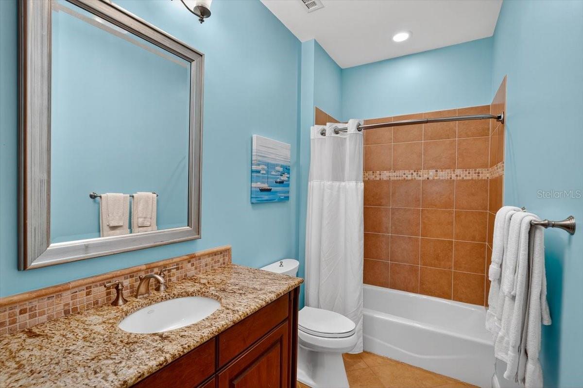 OCEAN TOWERS HAMMOCK BEACH - Residential