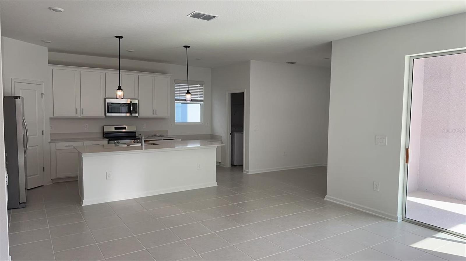 WELLNESS RDG PH 3 - Residential Lease