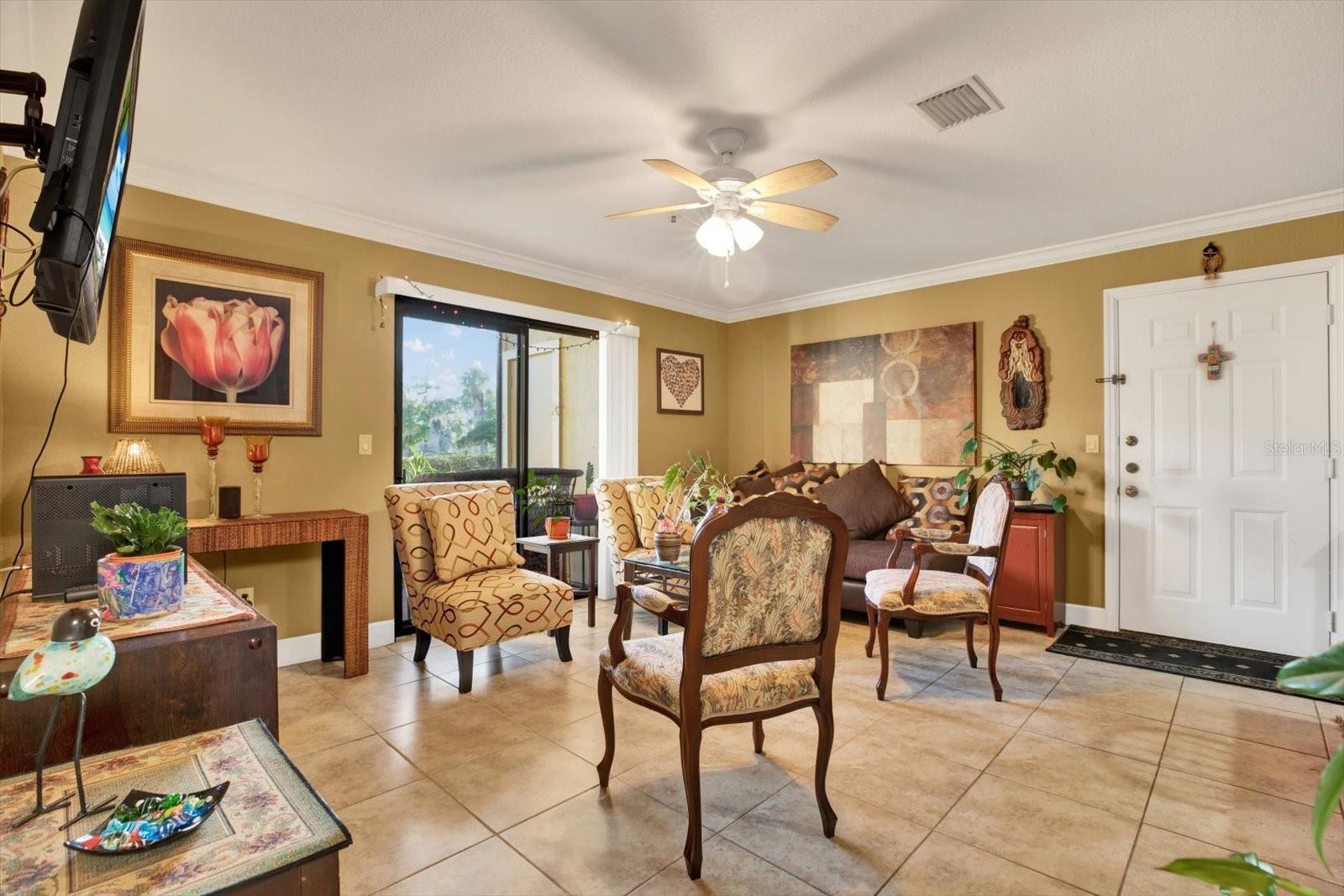 4006 CROCKERS LAKE BOULEVARD 212