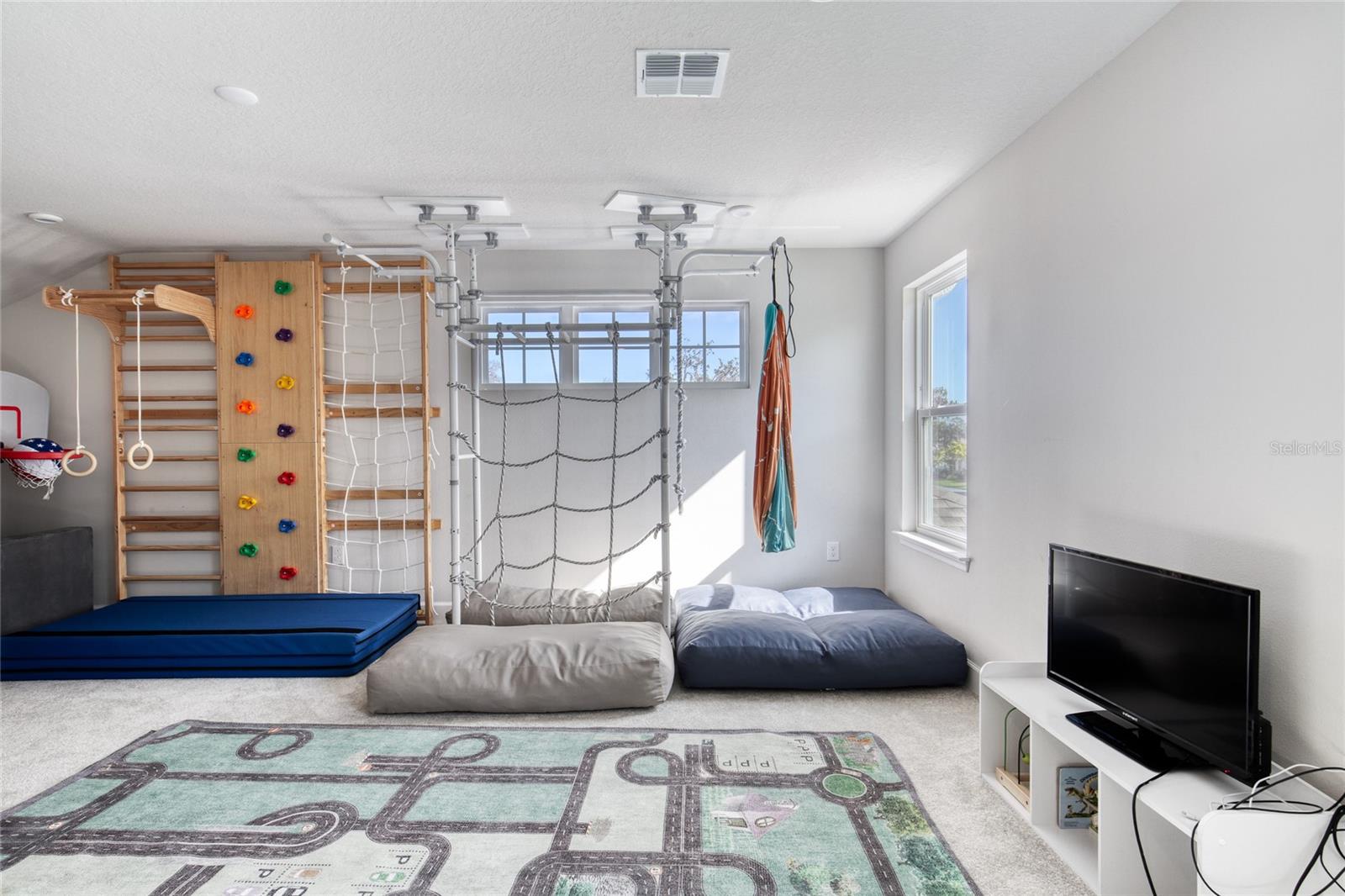 COPPER CRK - Residential