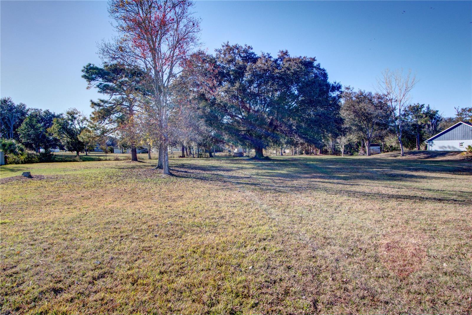 PICKETT DOWNS UNIT 4 - Land