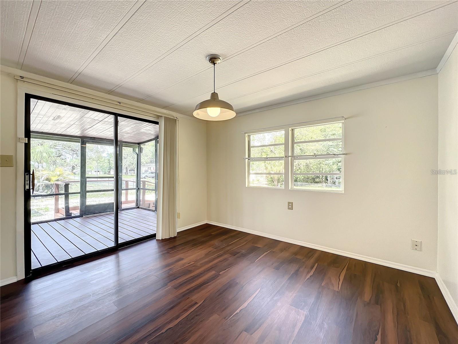 LAKE KATHRYN PARK 5TH ADD - Residential Lease