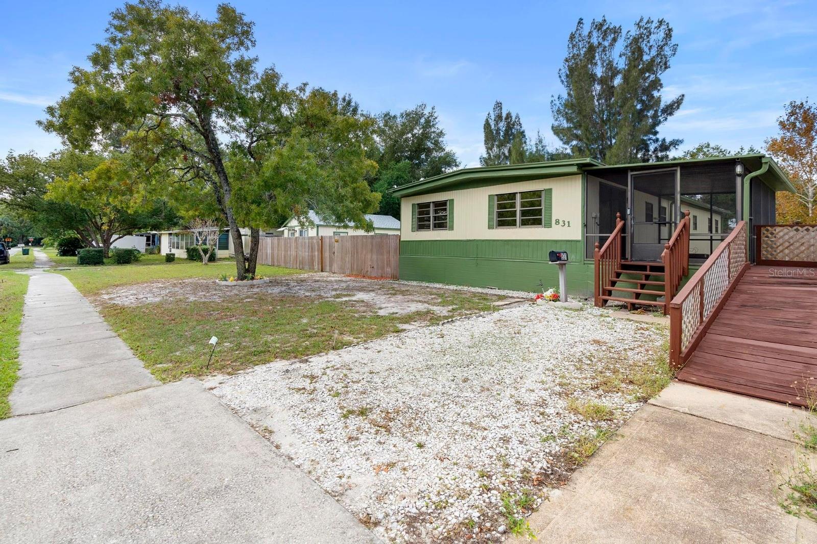 LAKE KATHRYN PARK 5TH ADD - Residential Lease