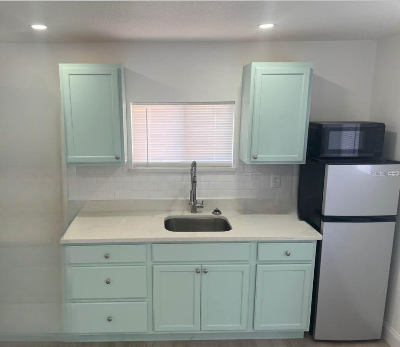 LAKE KATHRYN PARK 5TH ADD - Residential Lease