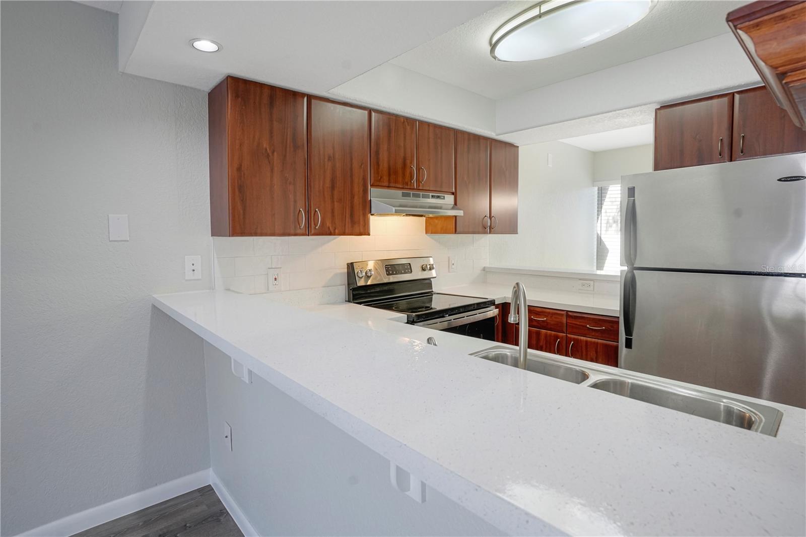 GRAND OAKS - Residential