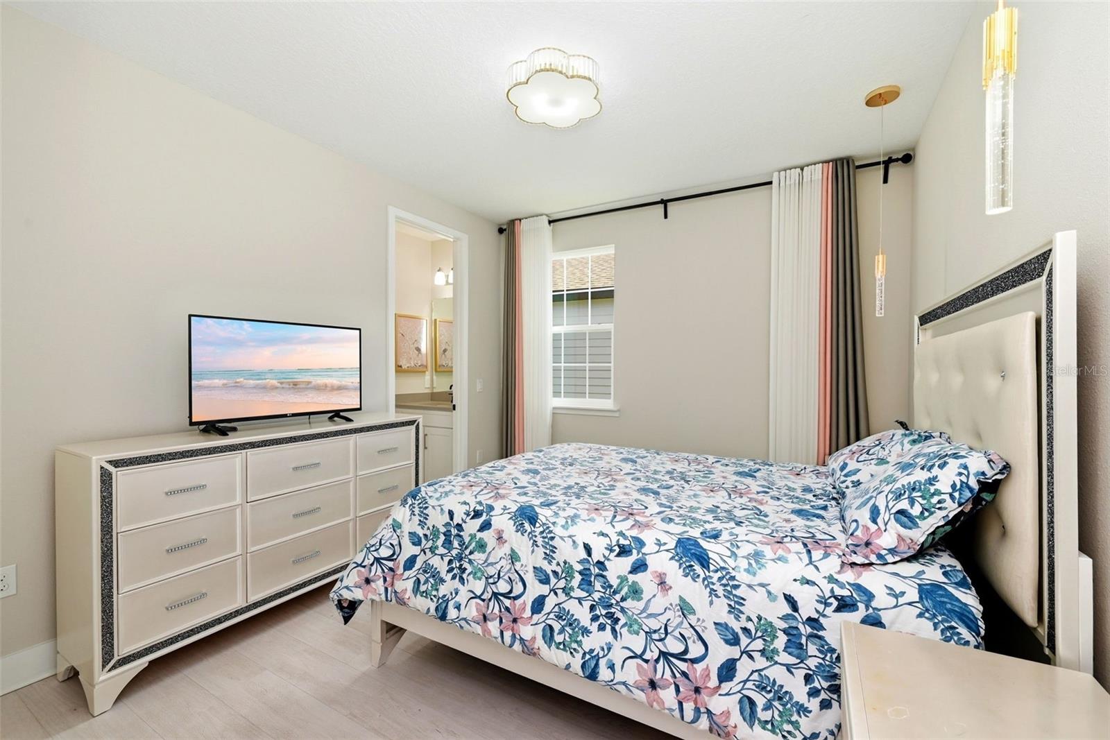 SAND LAKE SOUND - Residential