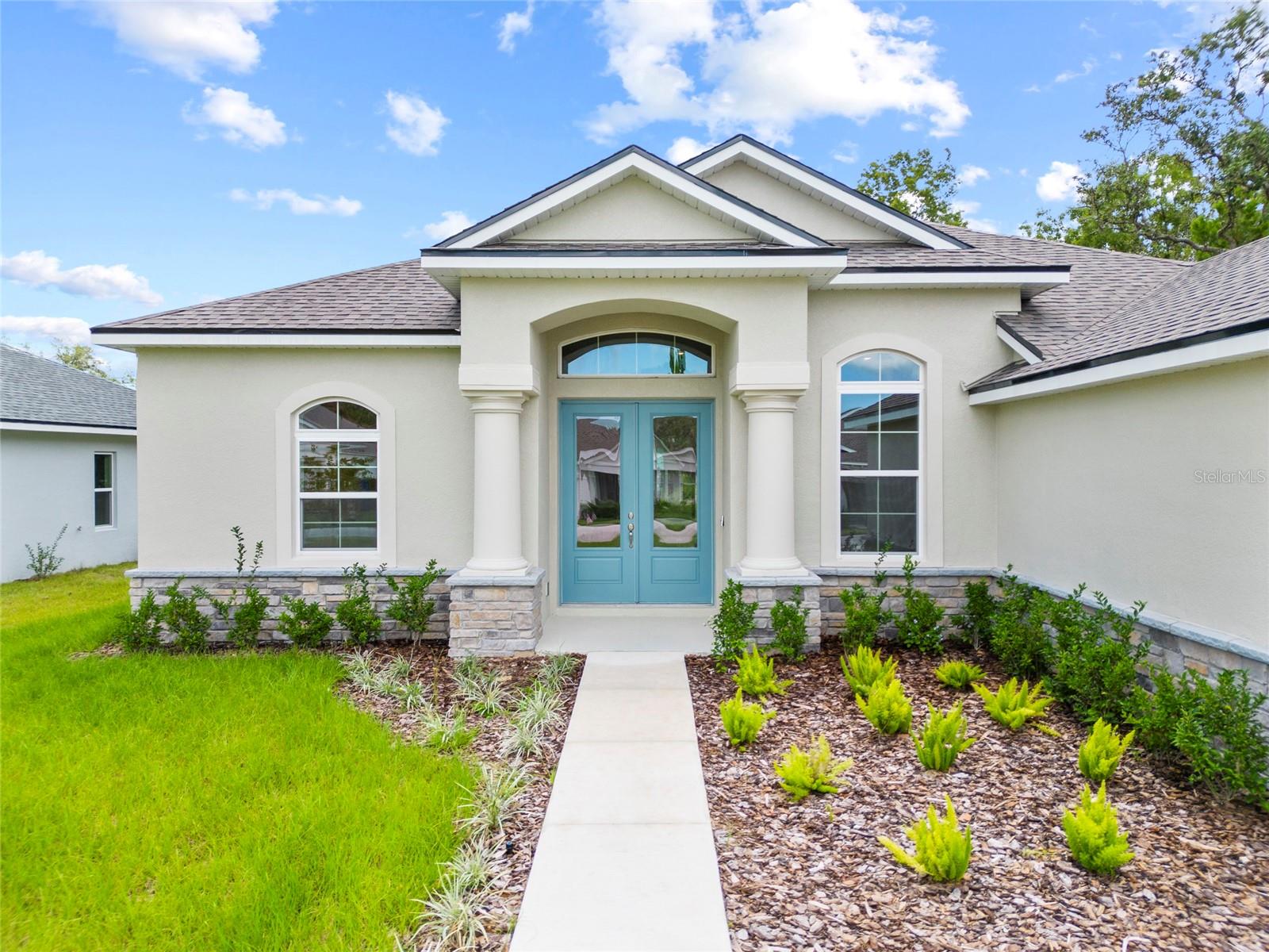 53 WOODFIELD CIRCLE