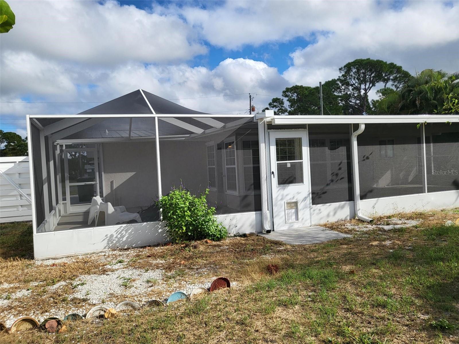 OXFORD MANOR 2ND ADD - Residential
