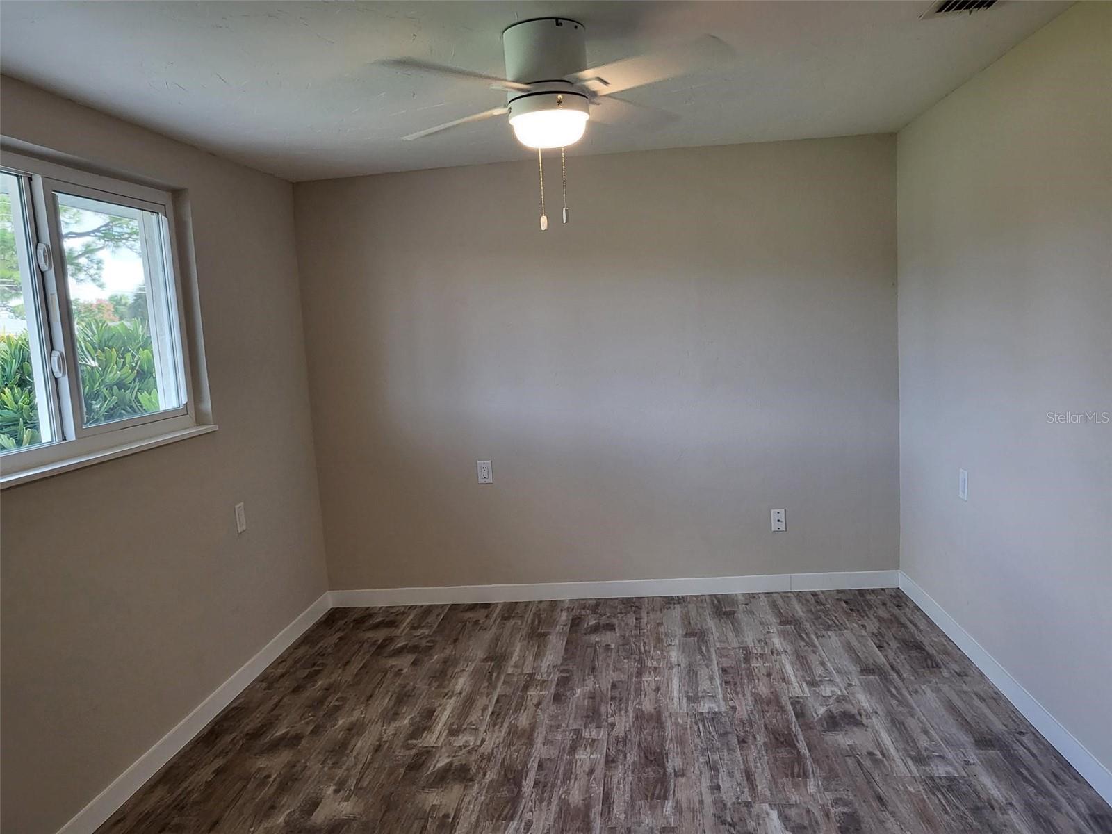 OXFORD MANOR 2ND ADD - Residential