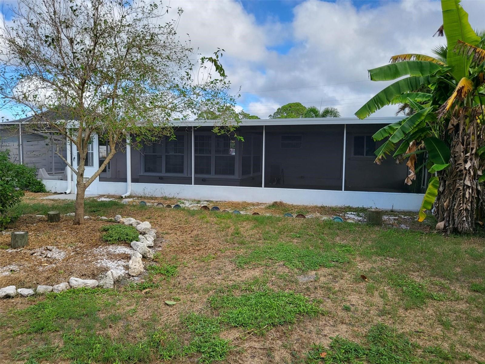 OXFORD MANOR 2ND ADD - Residential