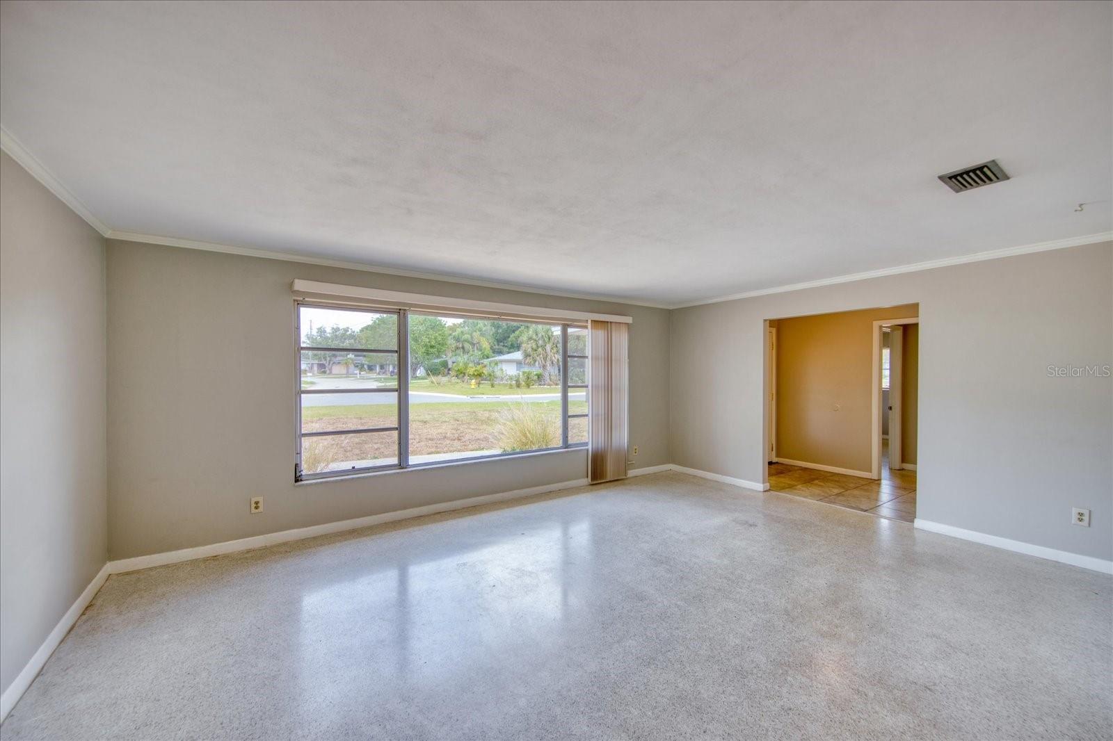1901 DOLPHIN DRIVE