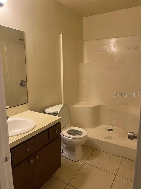 COUNTRY LAKE CONDO PH 01 - Residential Lease