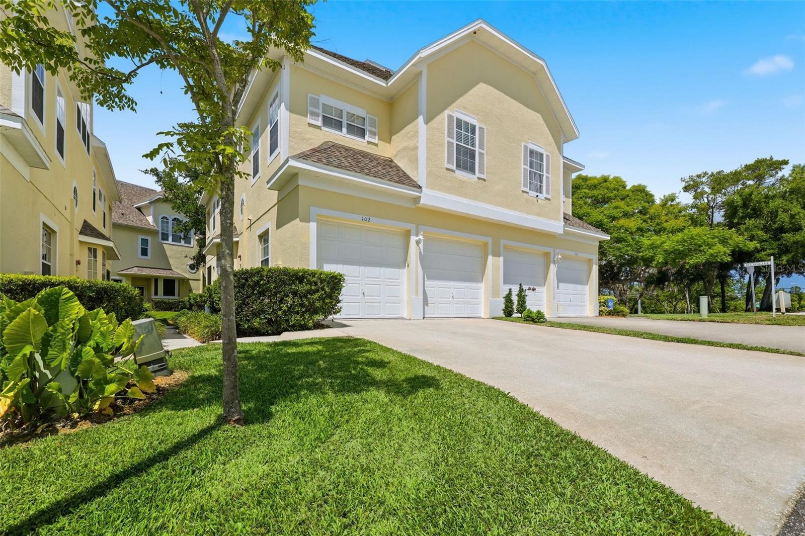 TARPON HIGHLANDS LAKE TARPON SAIL TENNIS CLUB - Residential