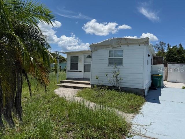 Welcome to your Florida getaway!
This charming 2-bedroom, 2-bathroom mobile home is nestled in the desirable community of South Punta Gorda Heights—a hidden gem with no age restrictions, no HOA, and located in a non-flood zone for peace of mind and lower insurance costs.
Situated on an oversized lot, there’s plenty of space to park your boat, RV, or even add a workshop or pool. Inside, you'll find a cozy and functional layout with a spacious living area, a bright kitchen, and two full baths—perfect for seasonal or full-time living. Whether you're enjoying morning coffee on the screened lanai or entertaining in the backyard, this home offers freedom and flexibility that’s hard to find at this price.
Just minutes from downtown Punta Gorda, boat ramps, shopping, dining, and I-75—everything you need is within easy reach.
Don’t miss this opportunity to own affordable property with room to breathe and no community restrictions.