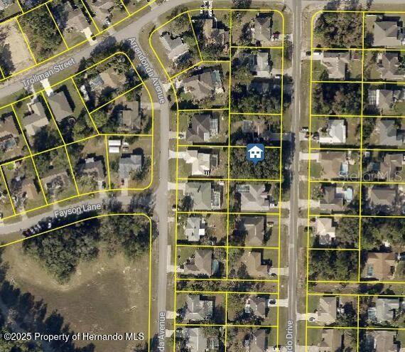 Ideal Location for new home build. Street full of nice homes. Watch your property value rise in this location. Tucked away yet only minutes from the very best Hernando has to offer in shopping, dining, entertainment, parks, golf, attractions, and services. Close to Hwy50 , Hwy19, and the Veterans Expressway giving you direct access to Tampa, Orlando, Clearwater, St. Pete, cruises, airports, attractions, theme parks, and mile after mile of Florida's world famous, sun soaked, sandy beaches. Come get your piece of paradise now! Seller wants to sell MAKE AN OFFER TODAY!
