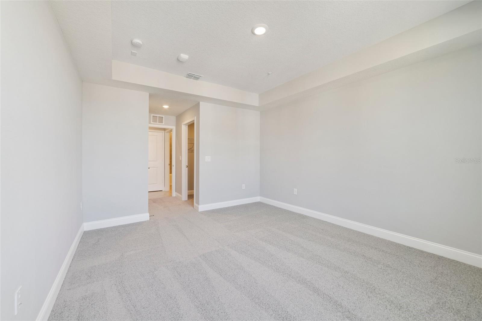 GATHERINGS OF LAKE NONA 6 CONDO - Residential