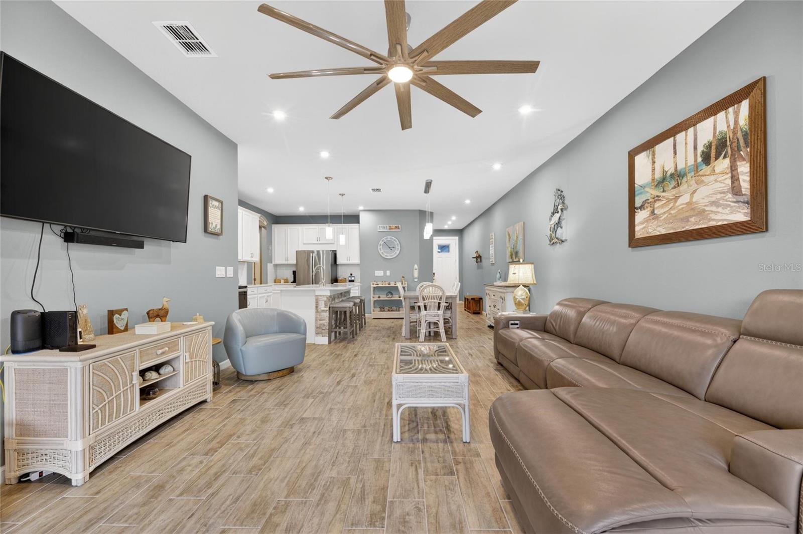 LA PALOMA PRESERVE - Residential