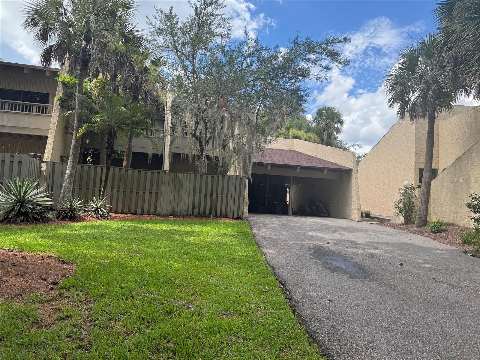 Photo 1 of 43 — 123 TOMOKA TRAIL 123, LONGWOOD, FL 32779