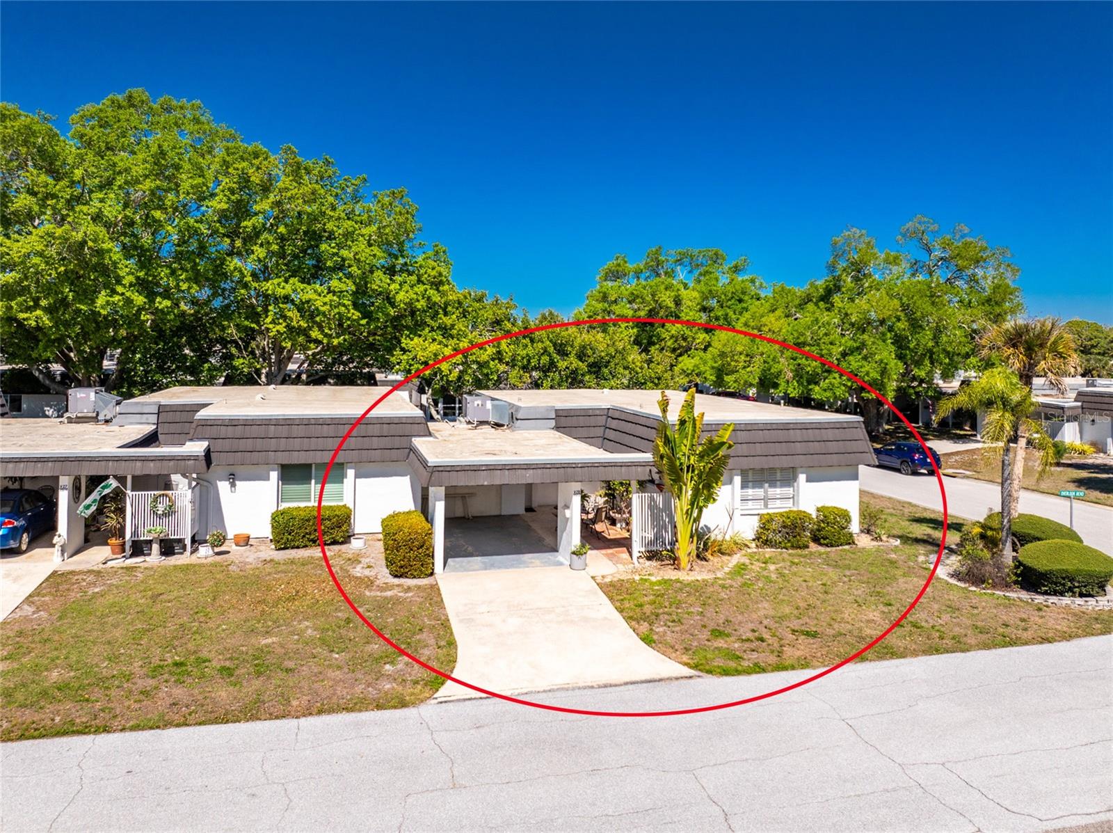 GLEN OAKS RIDGE VILLAS 1 - Residential