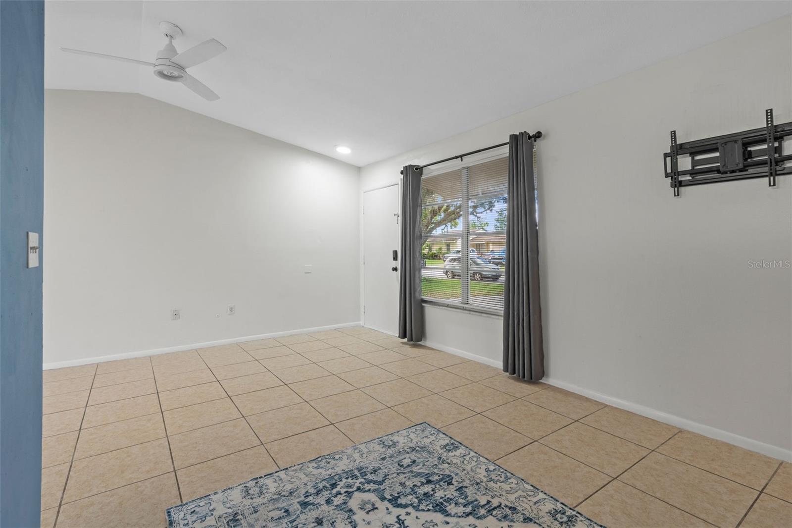 5116 MURIEL LANE
