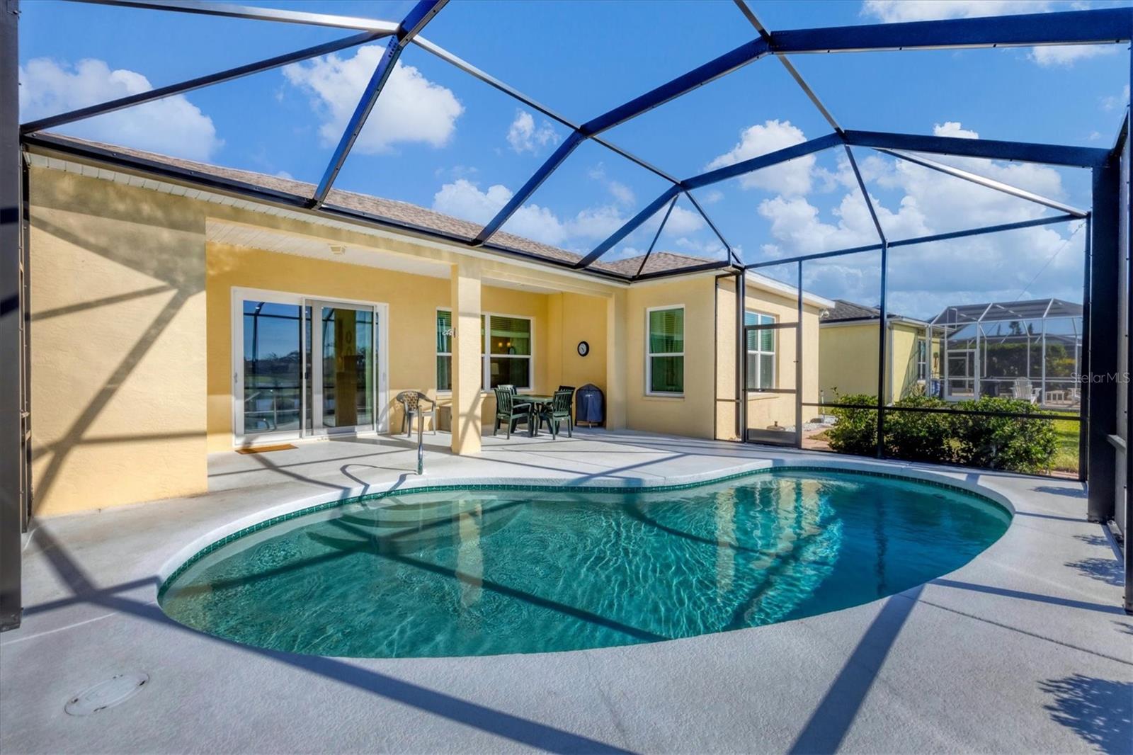 WOODMERE LAKES - Residential
