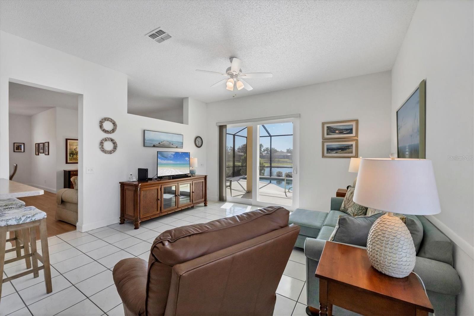 WOODMERE LAKES - Residential
