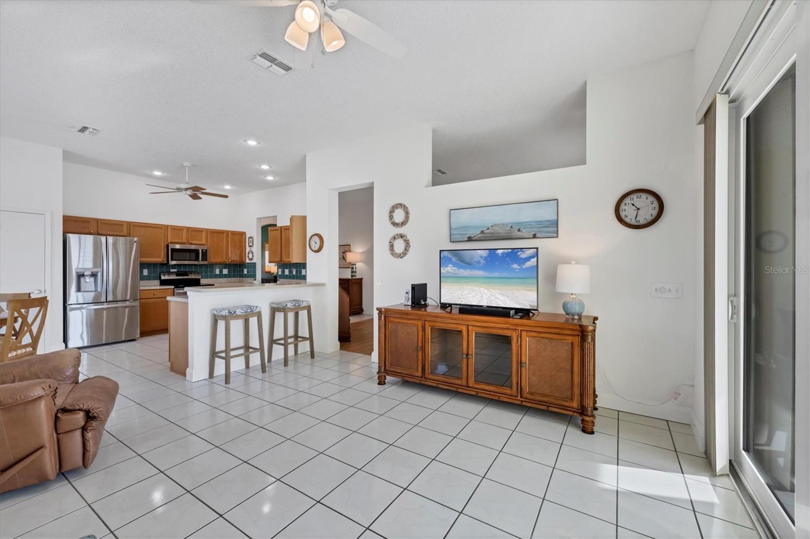 WOODMERE LAKES - Residential