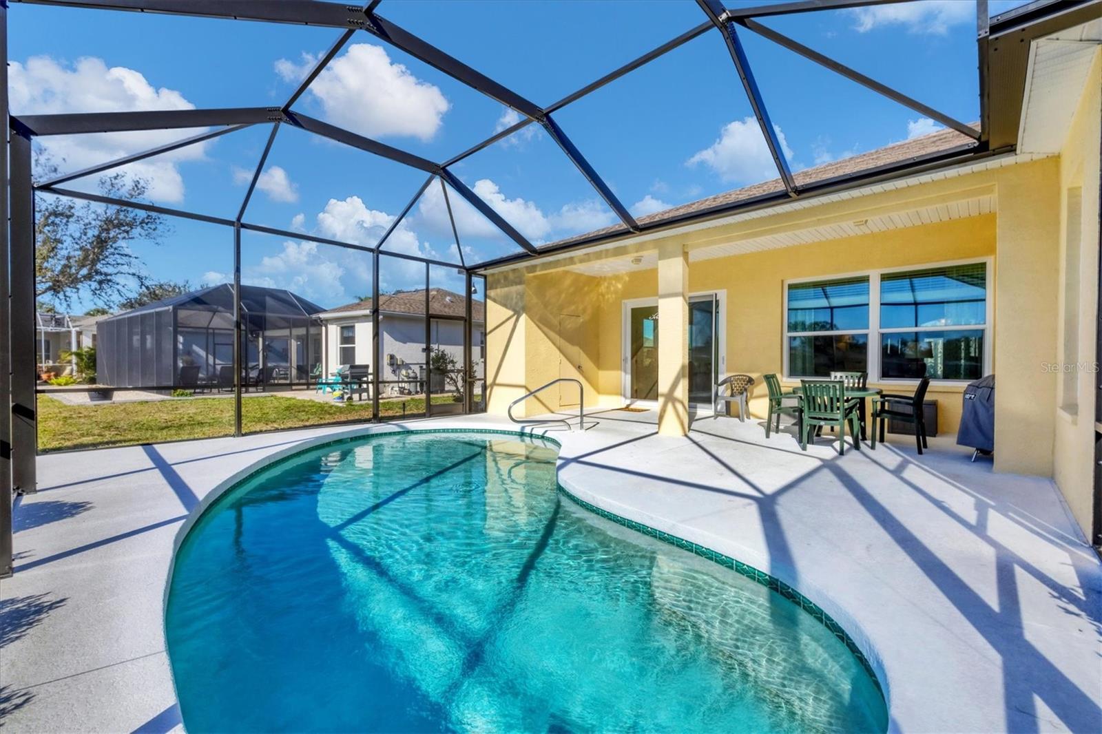 WOODMERE LAKES - Residential