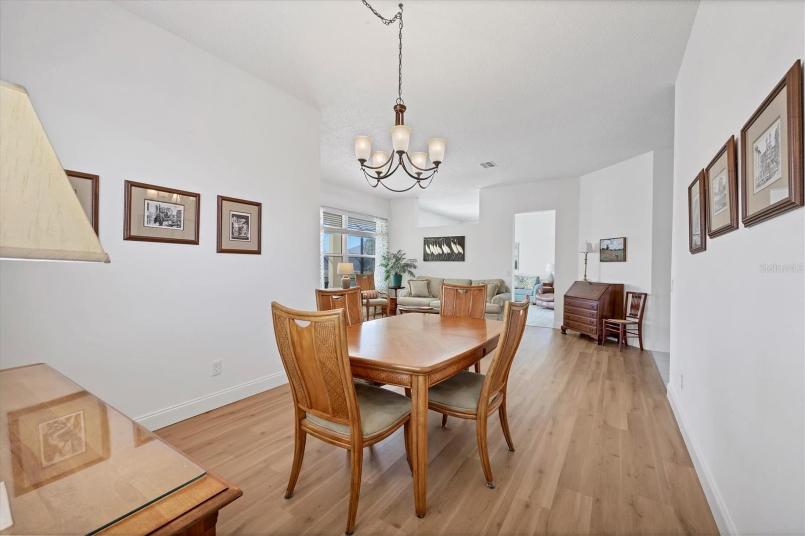 WOODMERE LAKES - Residential