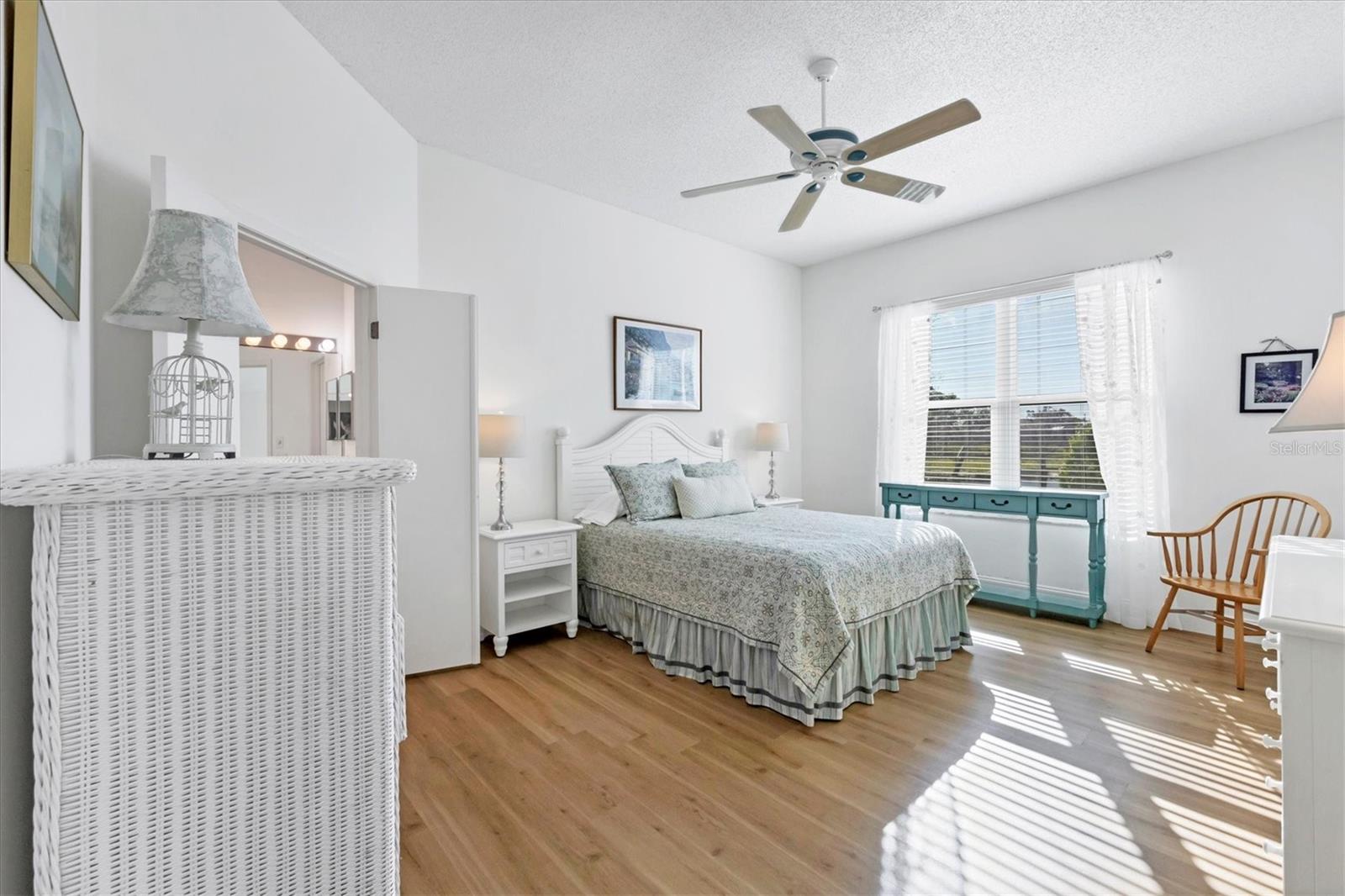 WOODMERE LAKES - Residential