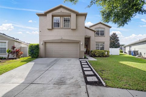 Photo of 11531 Mountain Bay Drive, Riverview, FL 33569 (MLS # G5102213)
