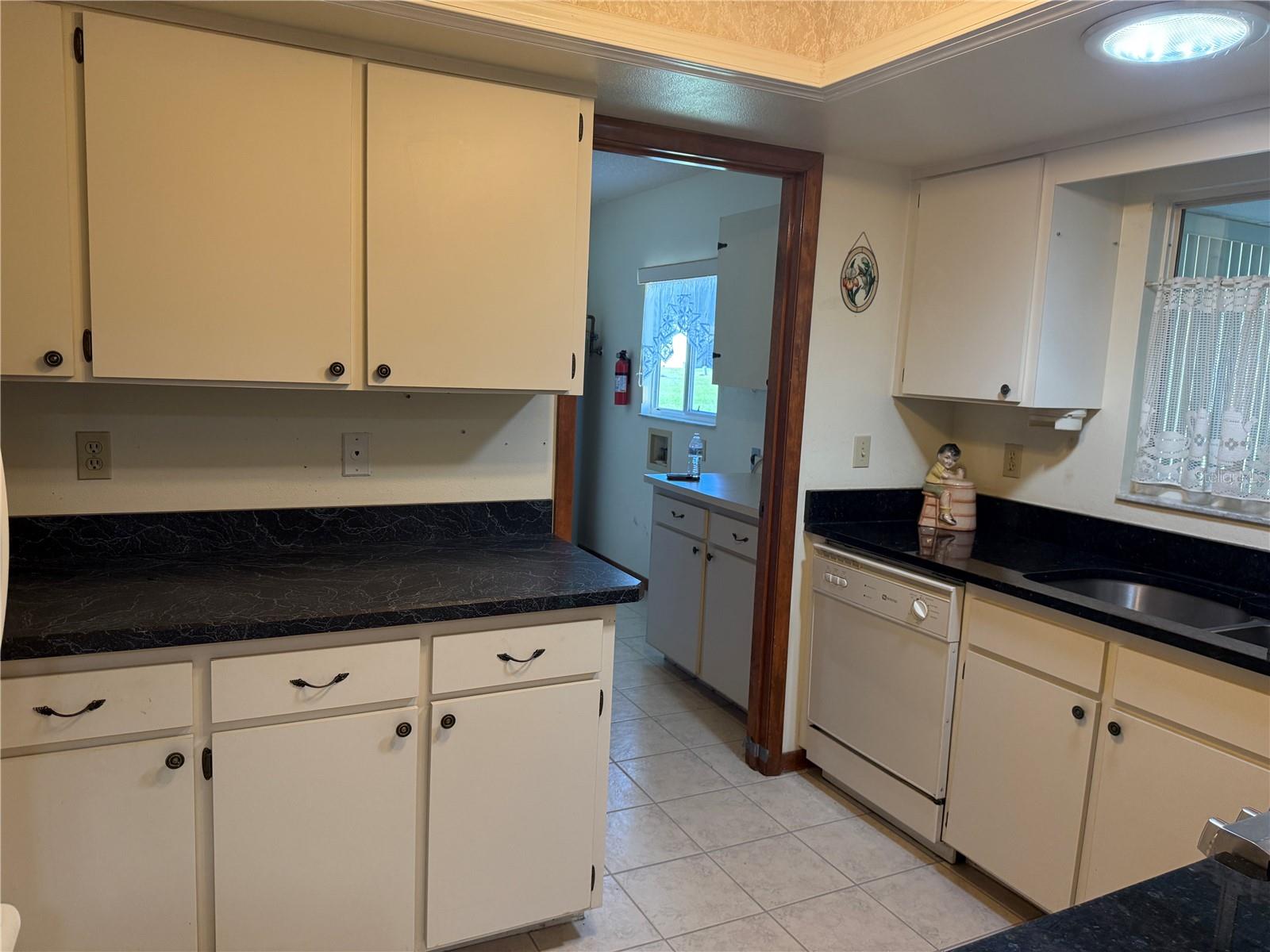 PALM CAY UN 02 - Residential