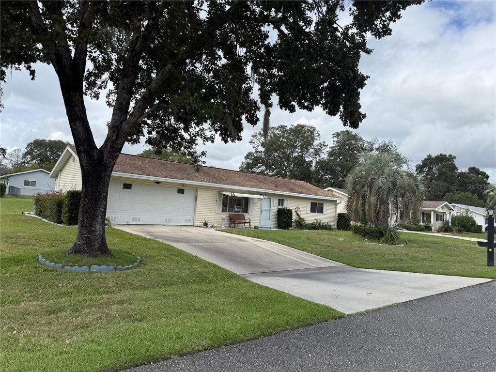 Photo of 11268 SW 75th Terrace, Ocala, FL 34476 (MLS # O6358200)
