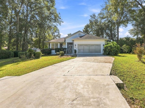 Tiny photo for 19480 SW 94th Street, Dunnellon, FL 34432 (MLS # TB8562092)