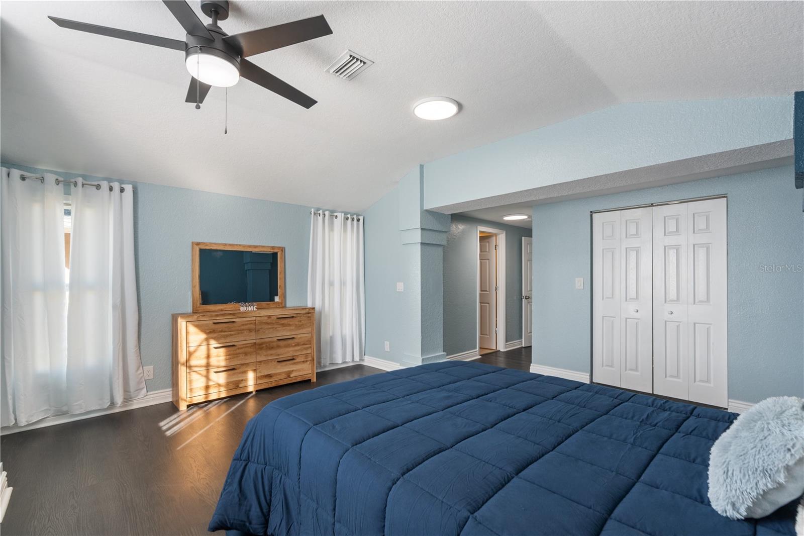 HILLANDALE - Residential