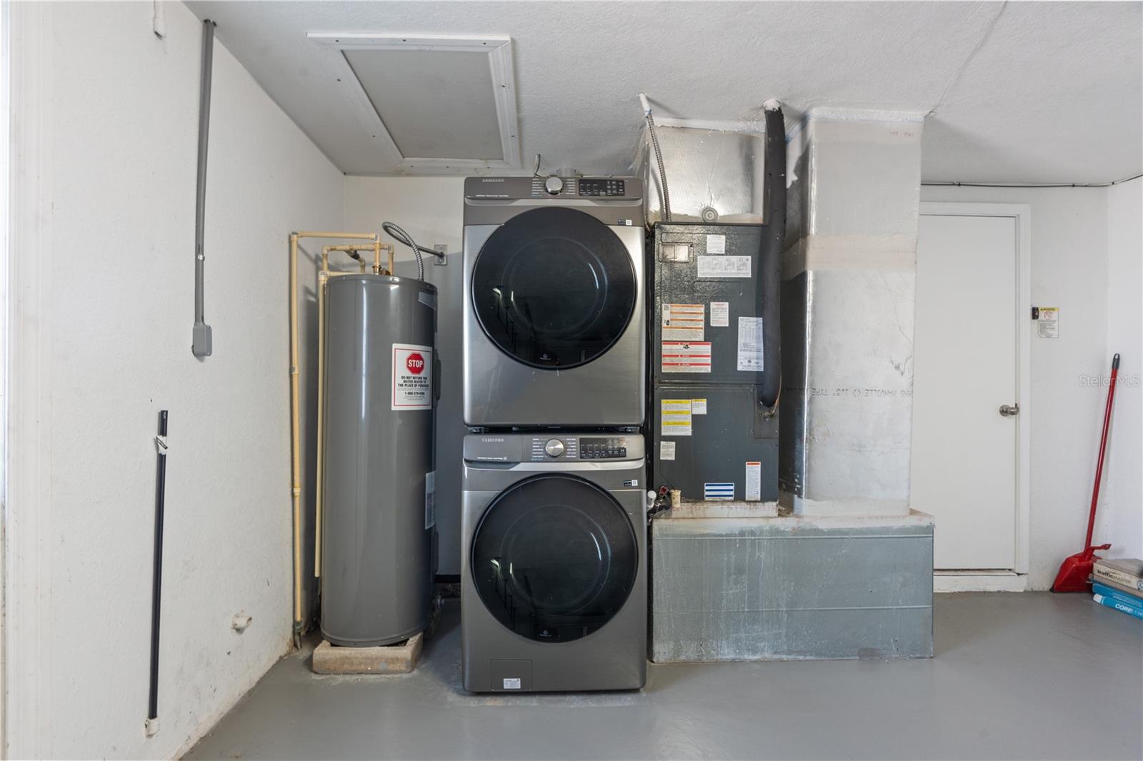 HILLANDALE - Residential