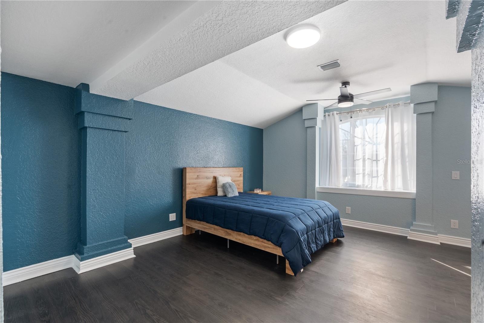 HILLANDALE - Residential