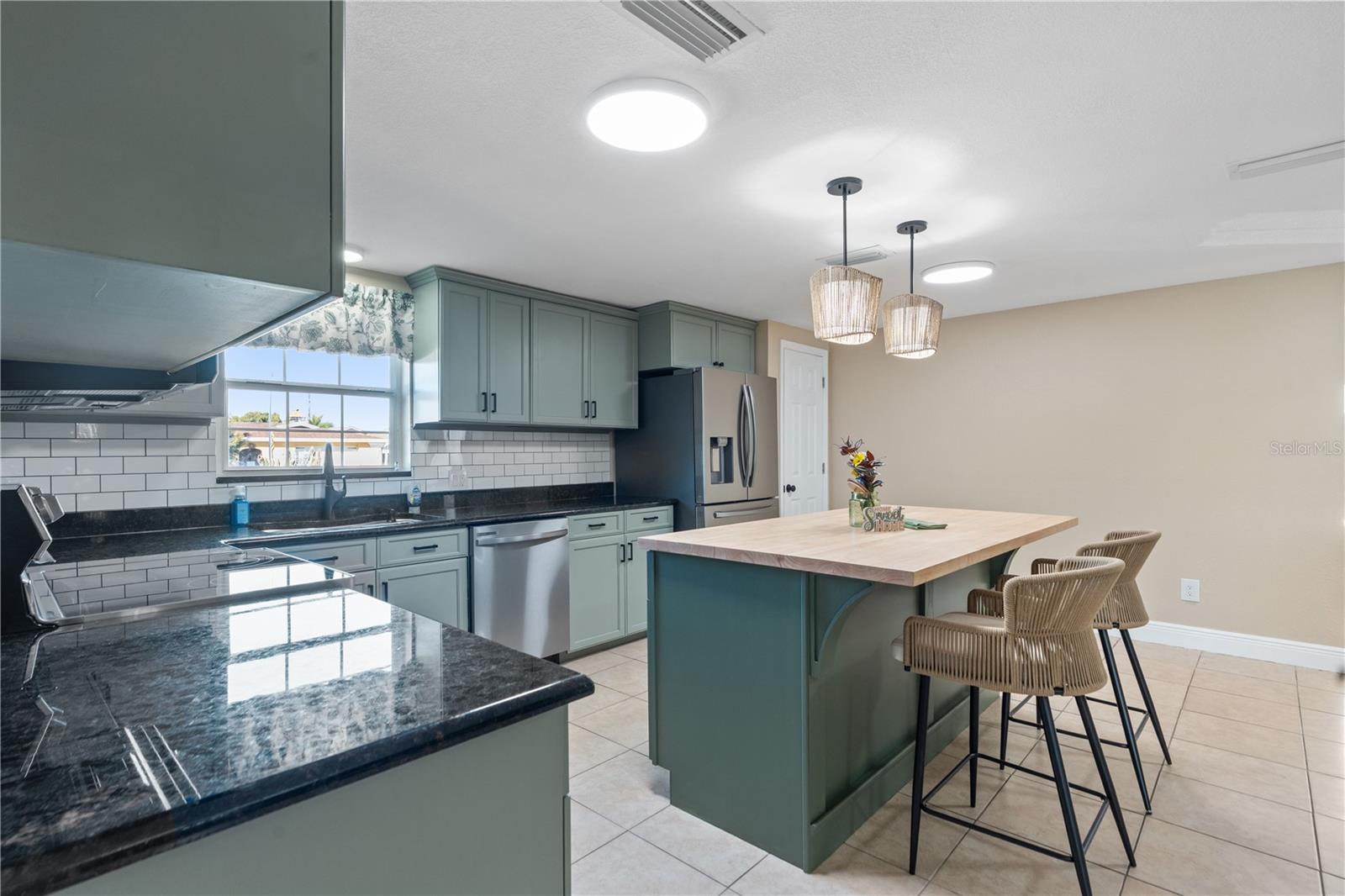 HILLANDALE - Residential